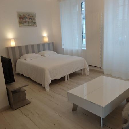 Les Petites Tuileries Bed & Breakfast Bray-sur-Seine Eksteriør bilde